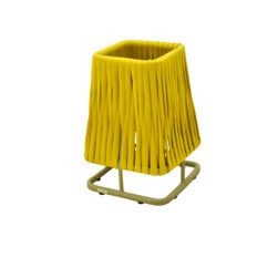 1. Carrinho de chá assinadLuminária criada pela Lateral Diseño