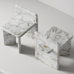 Banco Bo, do Studio Sette7, premiado com o International Interior Design Gold Award, em 2024, faz parte da imersão no showroom da marca, durante a DW!SP 2025 | Foto: Divulgação