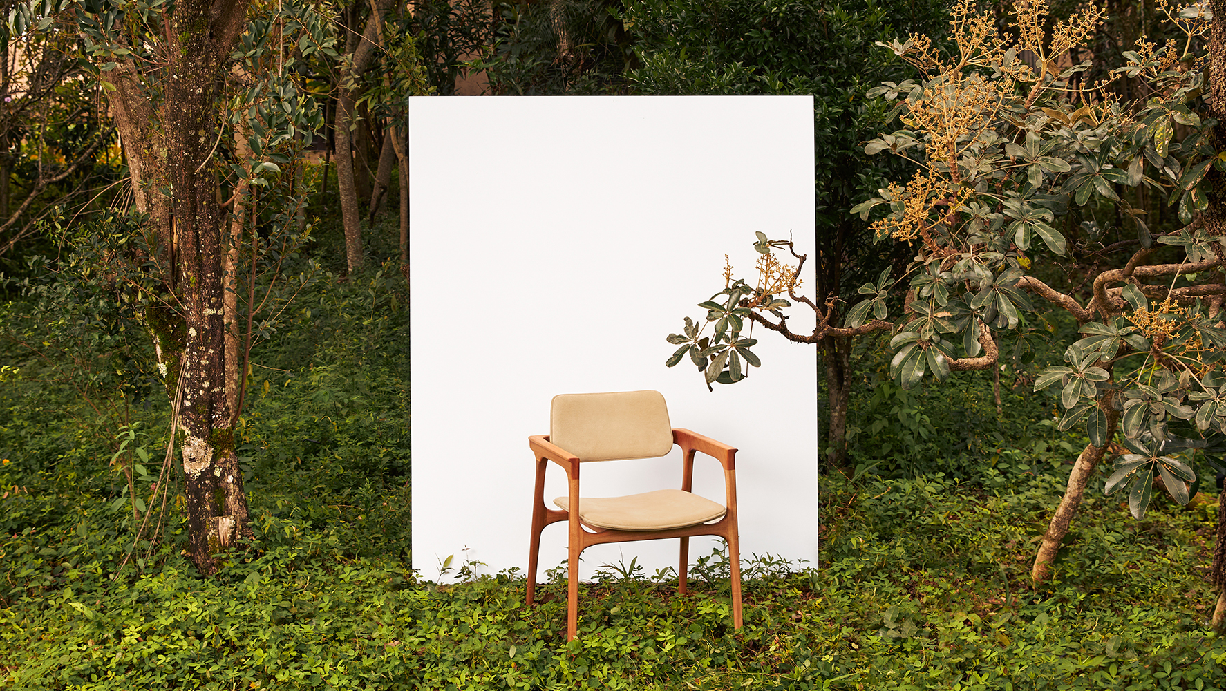 Cadeira Ditta, da Lider Interiores, que comemora seus 80 anos de história | Foto: Luiza Ananias/ Divulgação