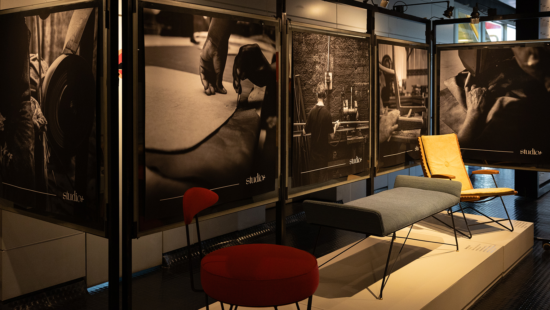 Mobiliário assinado por Carlo Hauner e Martin Eisler - da Forma - e por Pedro Useche foi destaque em mostra do Studio+, na Panamericana | Foto: Fabiano Sanches/ DW!