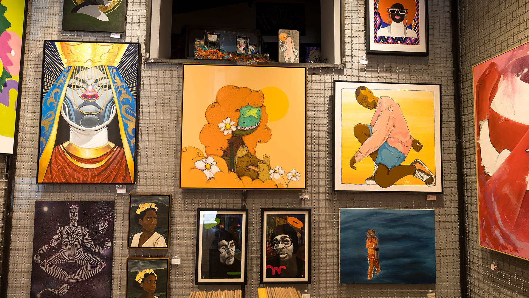 Mostra 'Caminhos Pretos' com obras da arquiteta, designer e artista afrolatina Michele Wharton e outros artistas negros, na Galeria Alma da Rua | Foto: Fabiano Sanches/ DW!