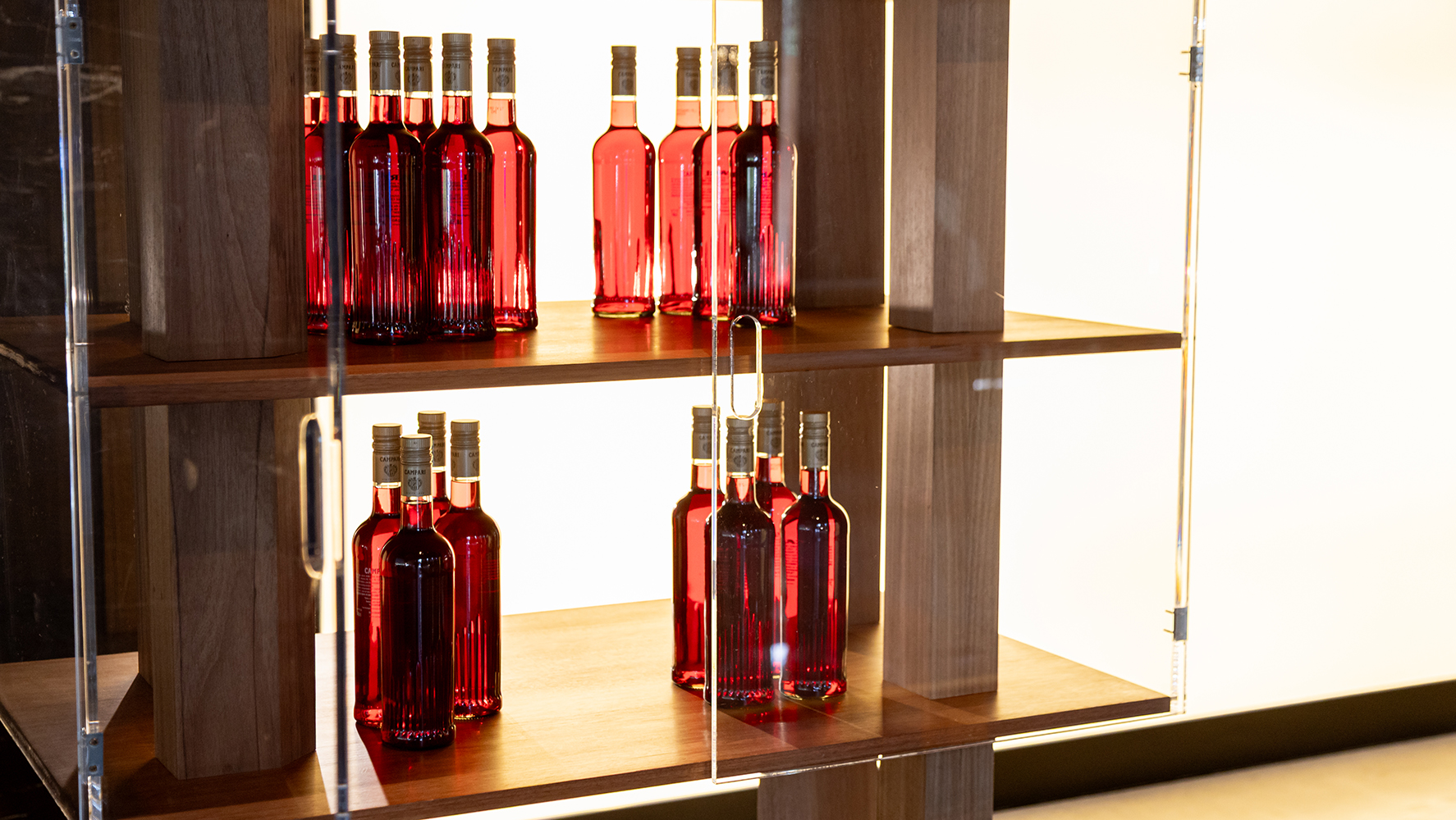 Detalhe do bar Celeiro, desenhado pelo Estúdio Mula Preta | Foto: Monique Araújo/ DW!