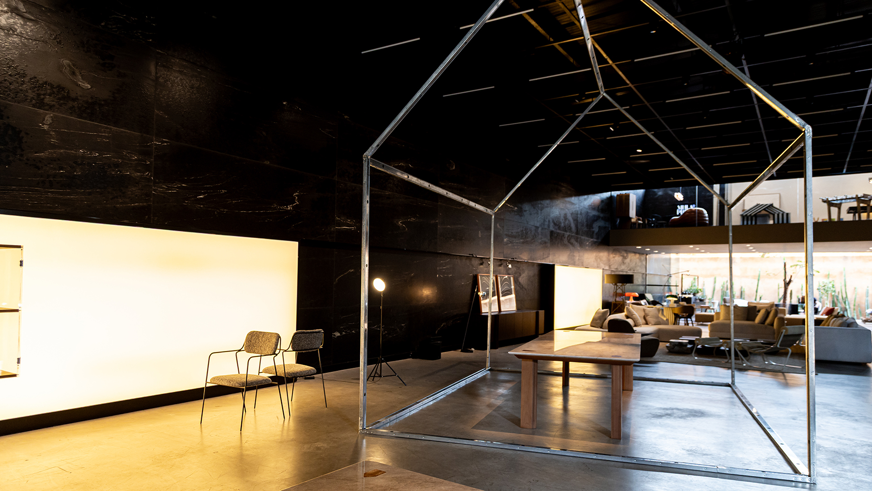 Ambiente da flagship do Mula Preta, durante a DW!SP, para o lançamento da coleção Celeiro | Foto: Monique Araújo/ DW!