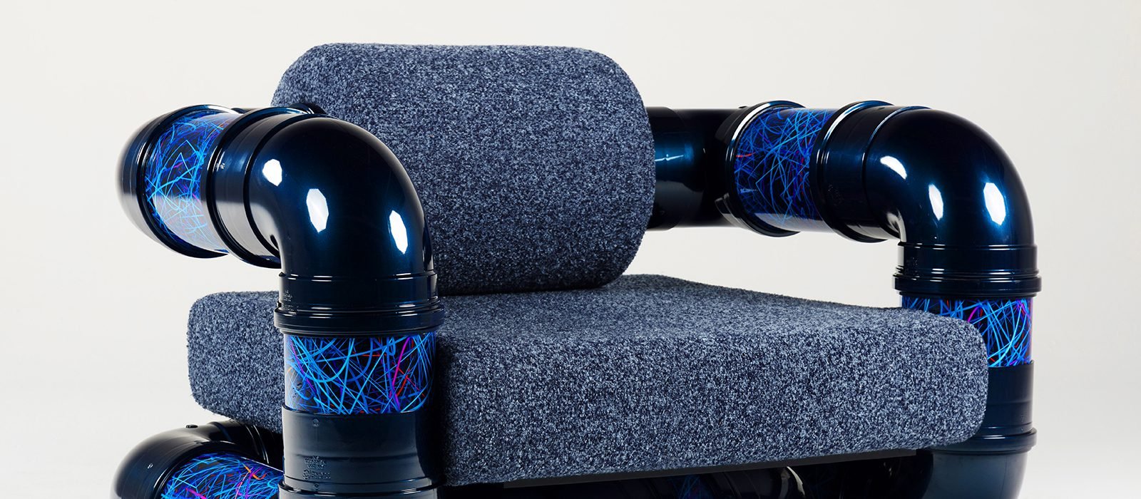 Poltrona Conexão 10, assinada pela Fahrer, conquistou menção honrosa no IDA - International Design Awards | Foto: Divulgação
