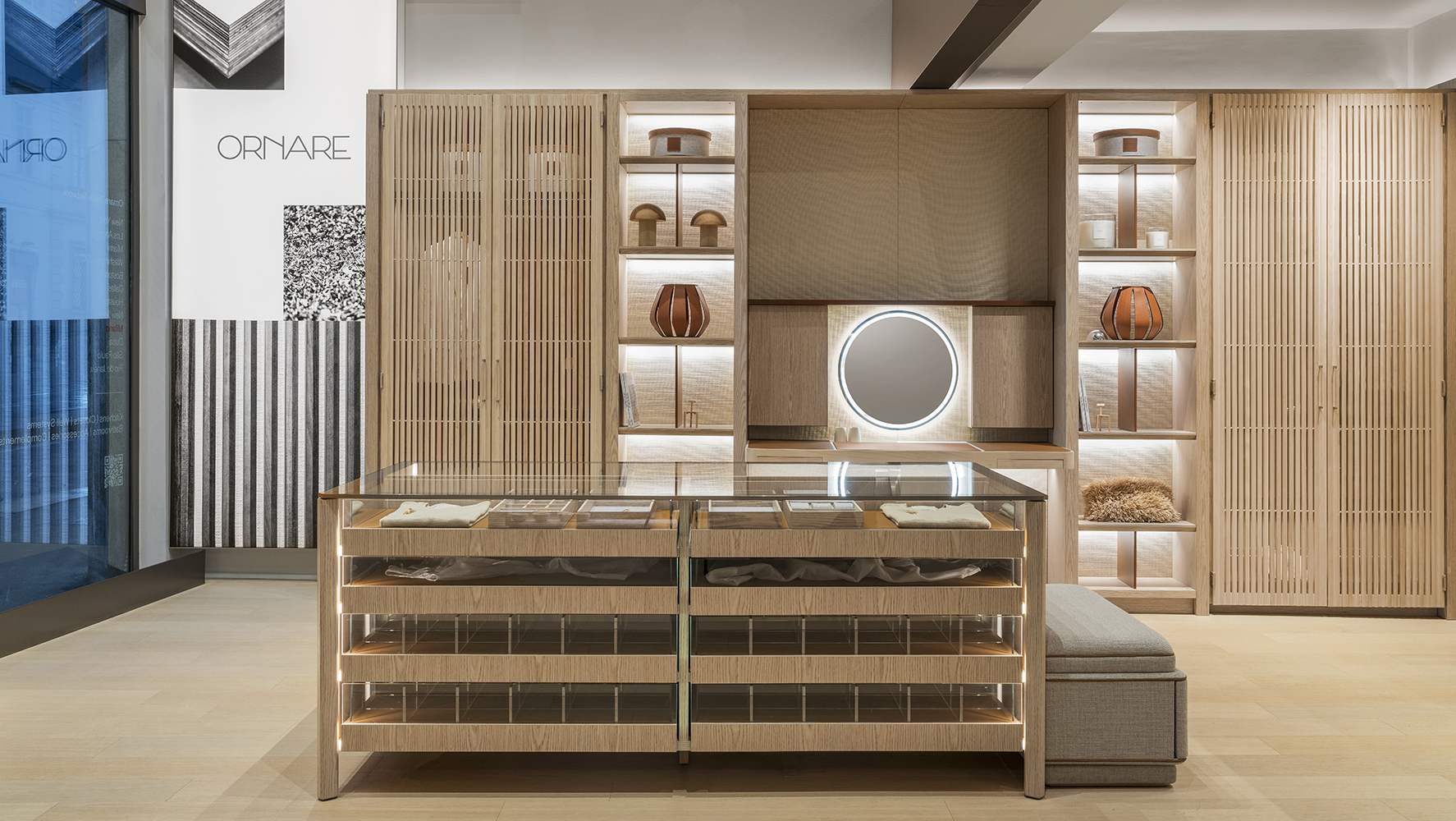 Ambiente da flagship Ornare, em Milão | Foto: Delfino Sisto Legnani/ DSL Studio/ Divulgação