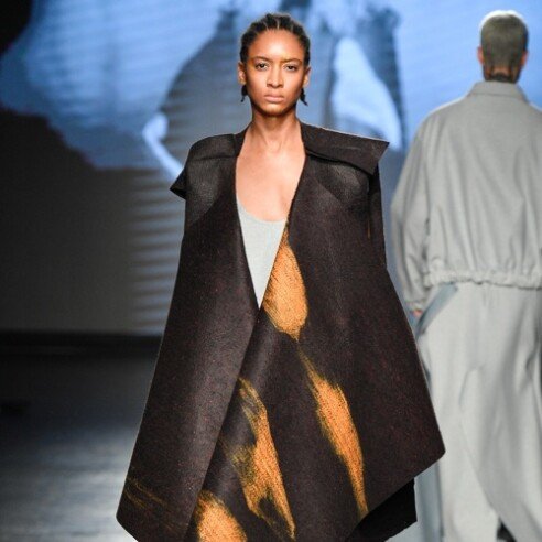 500x500_Leandro_Castro_befw2019_014