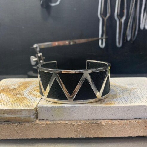 Bracelete masculino, prata 925 e couro vegano de cactos_500x500_crop